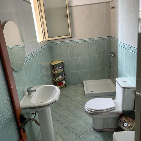 Mandi Apartament